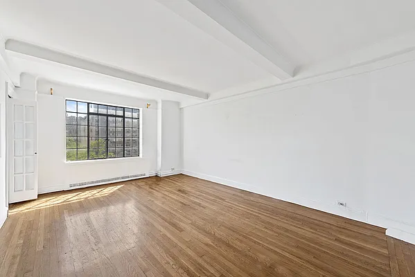 Rented by Compass | media 33