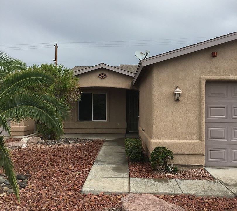 1st image of 3281 Osborn Dr Unit 103
