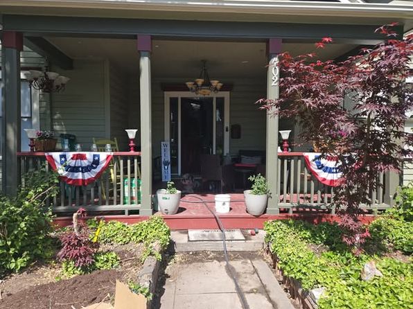 402 1/2 N Minnesota St #402-1/2