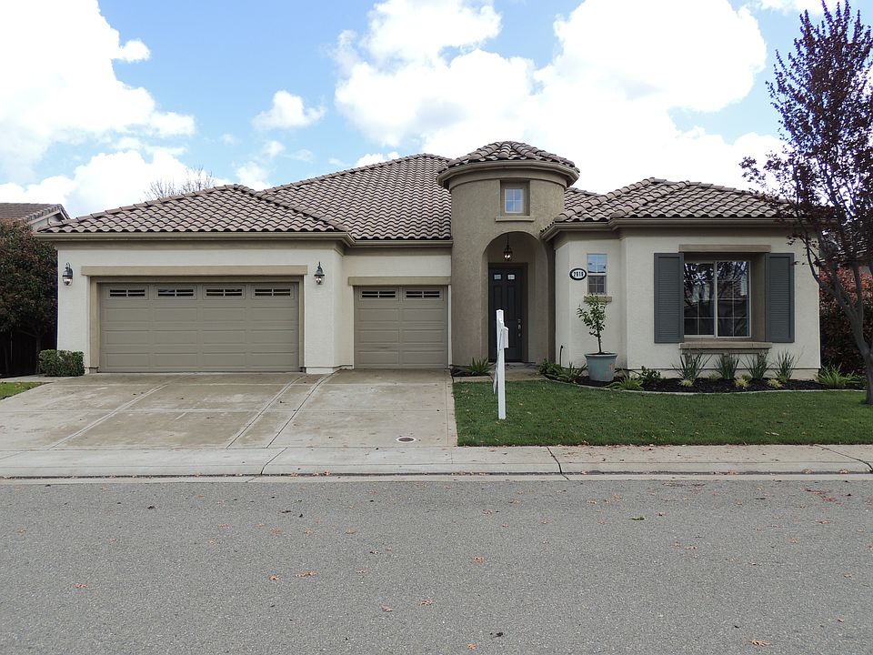 1st image of 2919 Camero Dr