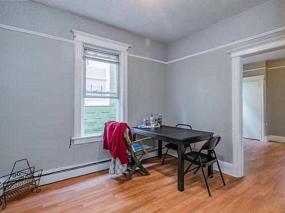 2nd image of 164 Highland Ave APT 5