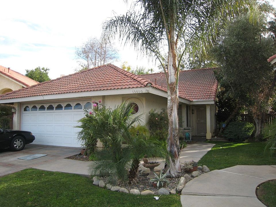 COMPLIMENTS OF PARK PLACE REAL ESTATE