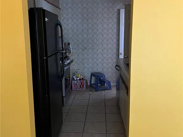 502 Bridge Ln SE, Smyrna, GA 30082