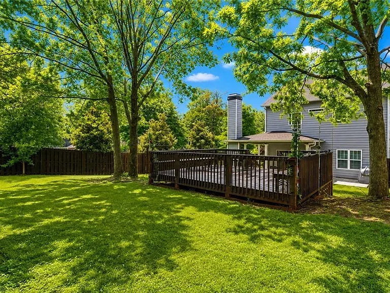 2627 Chase Rdg — Photo 40