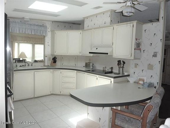 2nd image of 1226 Calusa Dr