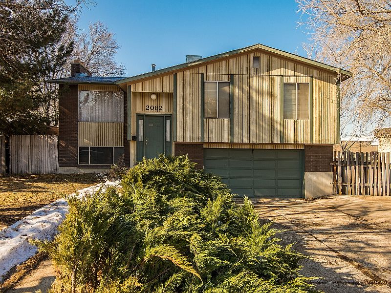 1st image of 2082 E Hazelwood Way