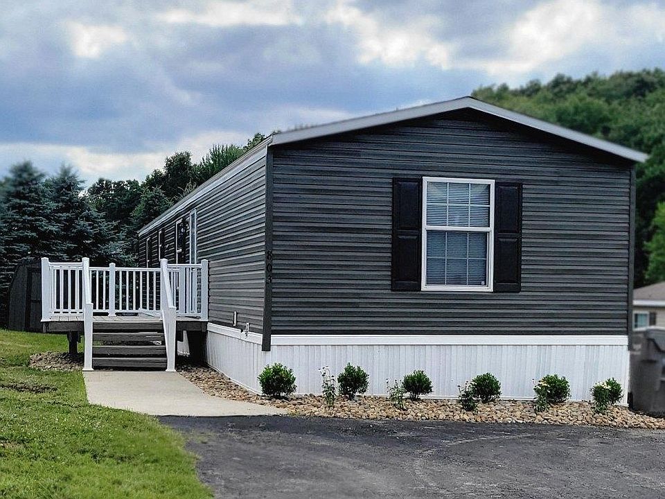 Exterior Image-1-CLAYTON 803 Forest Park Village