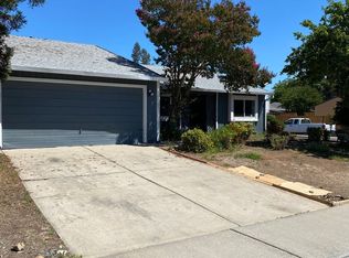 8709 Tiogawoods Dr, Sacramento, CA
