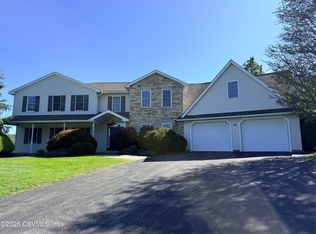 14 Fairfield Ln, Danville, PA 17821