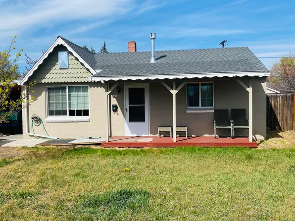 625 NW 7th St, Redmond, OR 97756