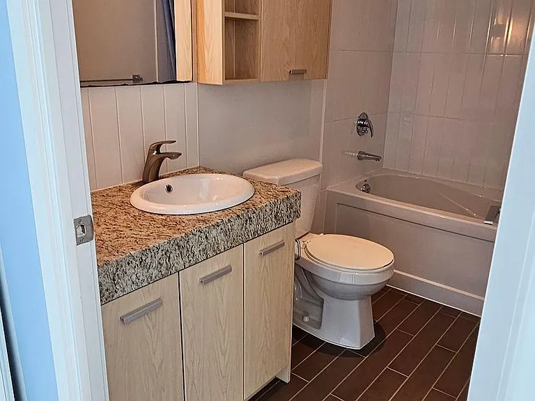 29 Singer Ct #2011 — Photo 7