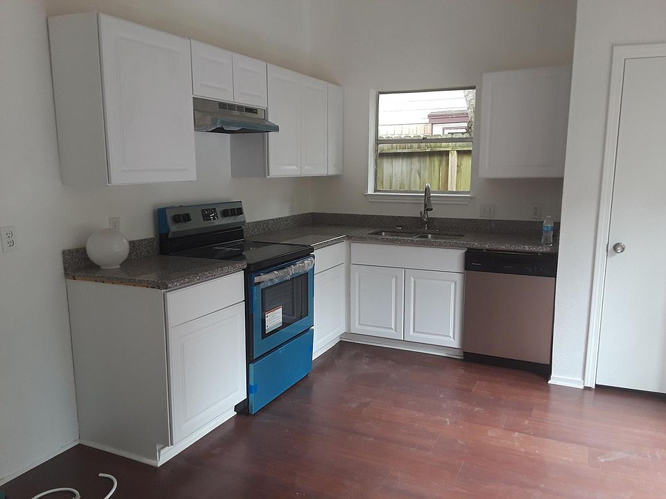 2nd image of 17106 Amber Ridge Dr