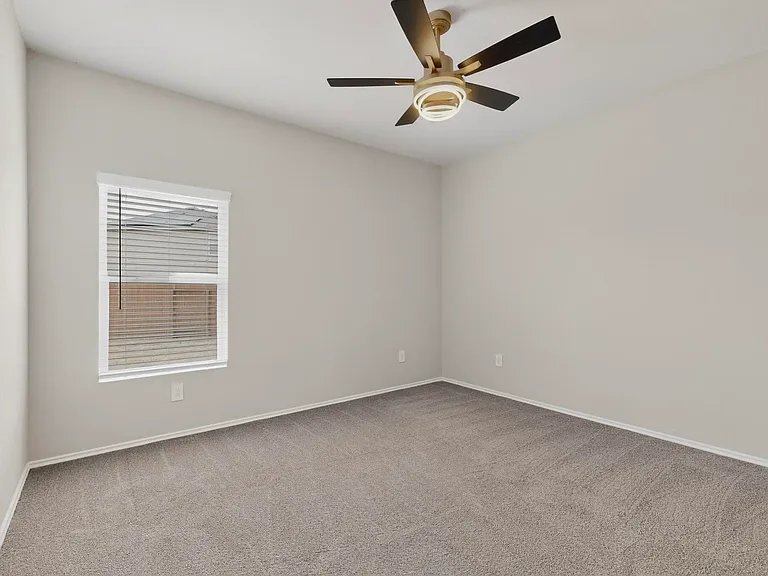 3038 Laguna Clfs — Photo 27