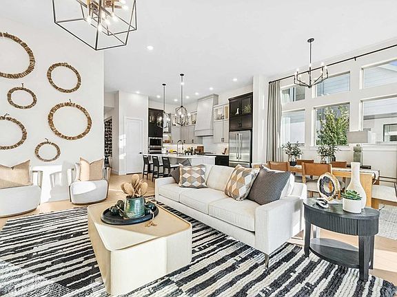 The Rose - Family Room