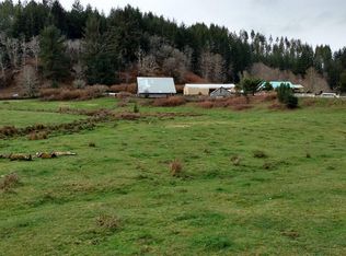 7662 Yachats River Rd, Yachats, OR 97498