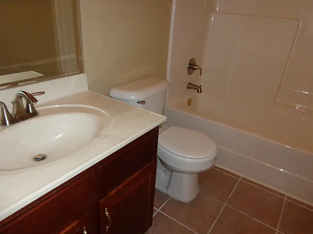 4804 Peninsula Pointe Dr — Photo 6