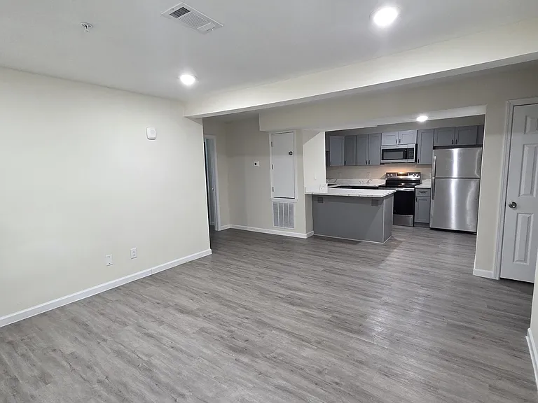 355 N 18th St #1101 — Photo 1