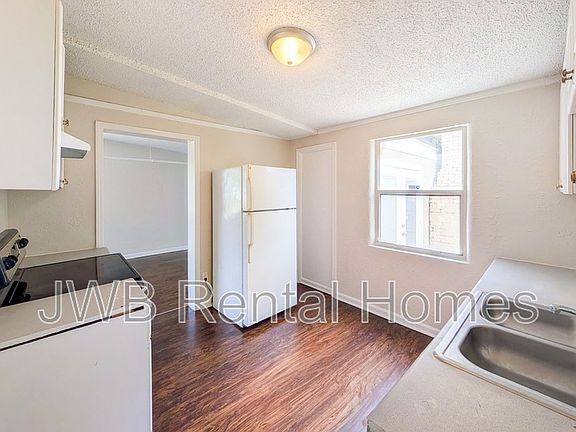 2nd image of 10561 Ashby Rd