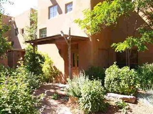 415 Kit Carson Rd, Taos, NM 87571