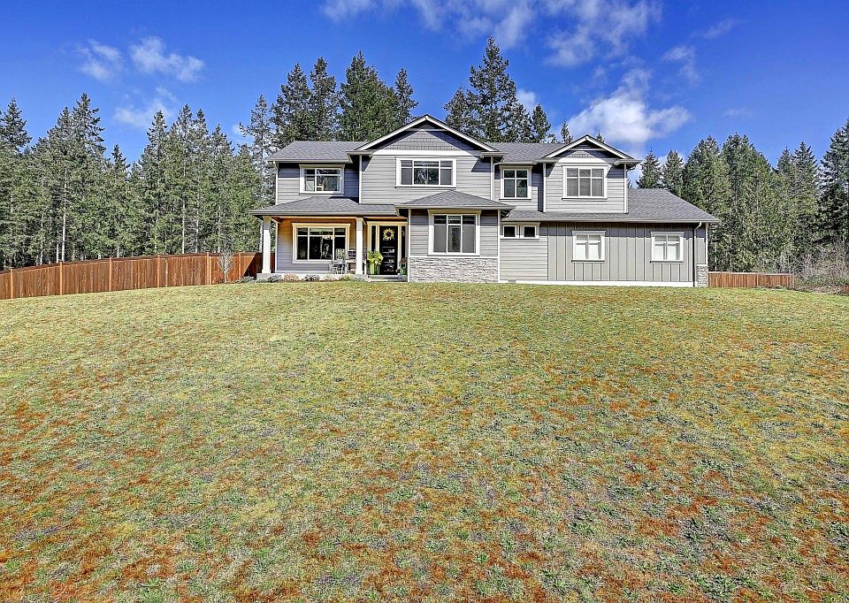 1st image of 4015 259th Pl NW