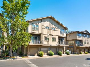 648 NE Newstead Ln, Hillsboro, OR 97006