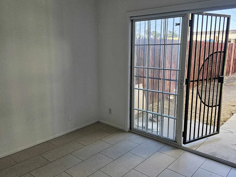 2120 E Avenue Q6 — Photo 10