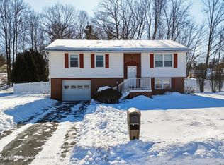 122 Springhollow Drive, Cohoes, NY 12047