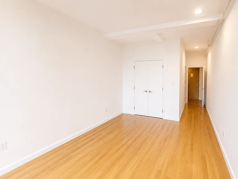 97 Grand Ave #5V — Photo 12