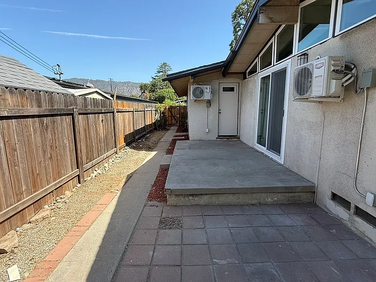 1002 E Walnut Ave — Photo 31