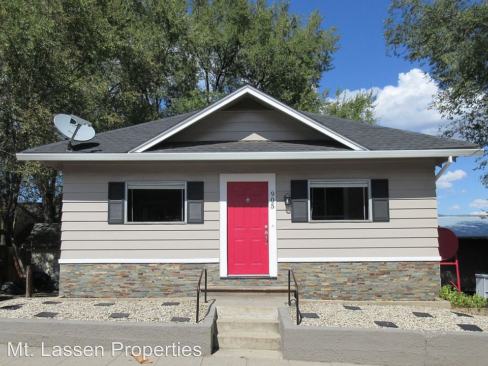 1st image of 905 Cottage St