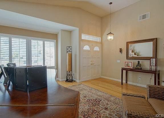 5th image of 14387 Auburn Ct