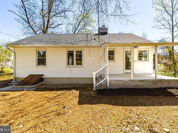 3rd image of 1256 Hurffville Rd