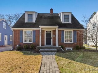 930 Reynard St SE, Grand Rapids, MI 49507
