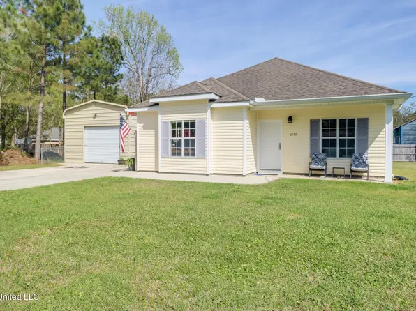 6172 E Madison St, Bay Saint Louis, MS 39520