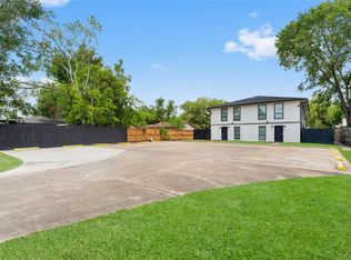 9130 Vogue Ln, Houston, TX 77080