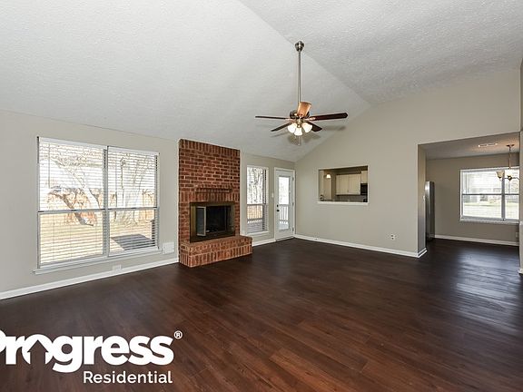 3rd image of 700 Ava Ct