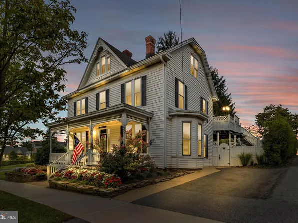 35 E Main St, Middletown, MD 21769