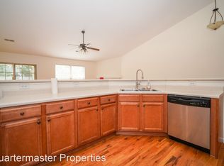 140 Fagans Creek Dr, Inman, SC 29349