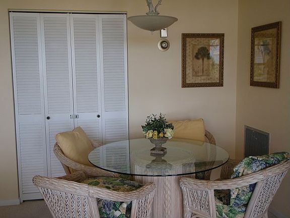 3rd image of 220 Seaview Ct APT 302