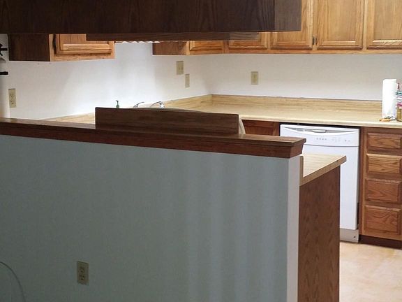 5th image of 5300 Heritage Way NE APT B