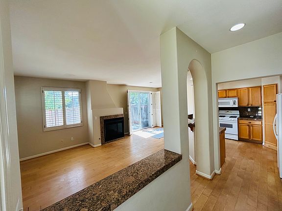 2nd image of 858 Brea Ln #1