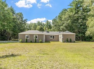 32 Main St, Townsend, MA 01469