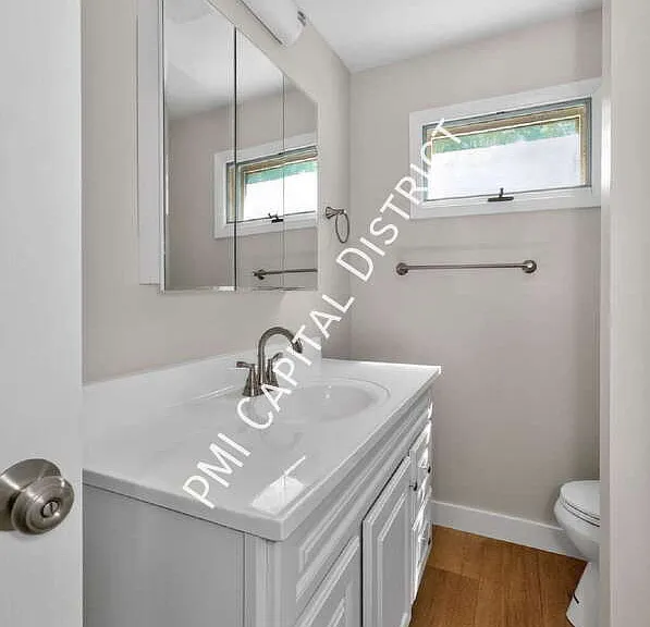 34 Campbell Ave — Photo 19