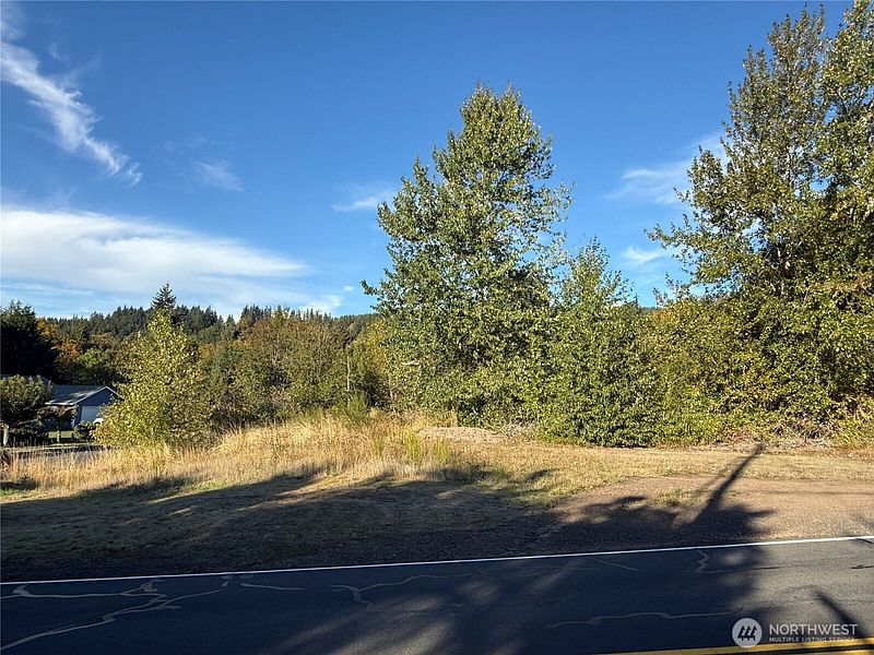 4th image of 106 Greystone Rd