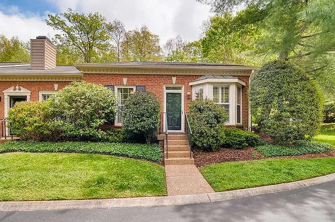 1st image of 241 Windsor Terrace Dr
