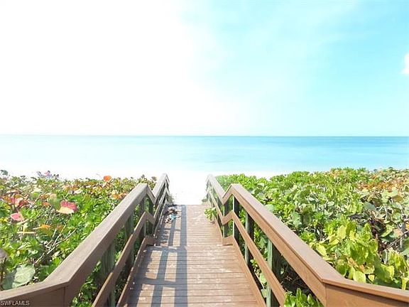 3rd image of 4255 Gulf Shore Blvd N APT 707