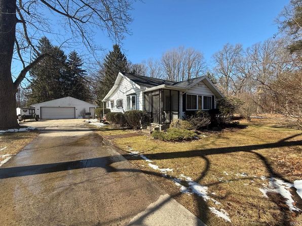 51765 Portage Rd, South Bend, IN 46628