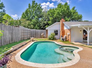 506 Walden Trl, Euless, TX 76039