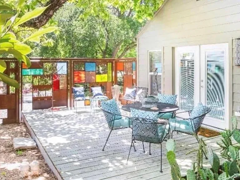 8718 Daytonia Ave — Photo 7