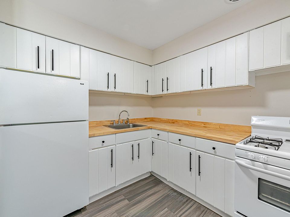 Brooklane Manor Apartments 100 Brooklane Dr Greensburg PA Zillow